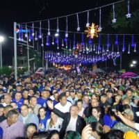 Manuel Rosales inauguró Encendido de Bella Vista desbordado de zulianidad