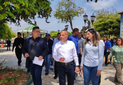Gobernador Rosales anunció la entrega de instrumentos gaiteros en escuelas y comunidades de la región