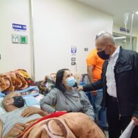 Gobernador Rosales realizó inspección sorpresa al Hospital de Cabimas para constatar su funcionamiento