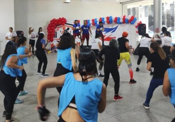 Irdez y Movimientos Fitness del Zulia bailaron en labor social por los niños de las comunidades