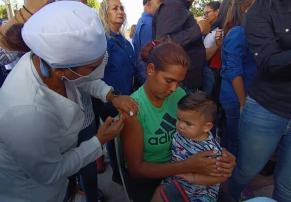 Más de mil 100 familias de Barrio Obrero fueron beneficiadas con gran jornada médica-odontológica