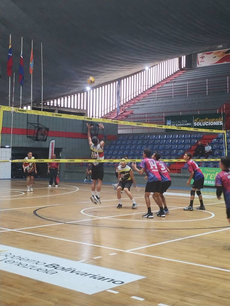 Zulia venció a Apure y se mantiene invicto el Nacional de Voleibol Juvenil