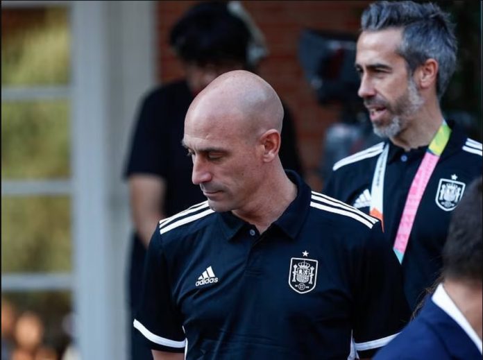 La FIFA inicia procedimiento disciplinario contra Luis Rubiales