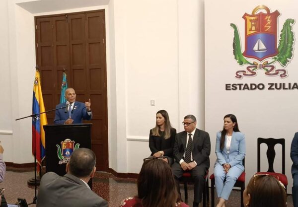 Rosales: «Alto Gobierno recibió propuesta para creación de Zona Económica Especial en el Zulia»