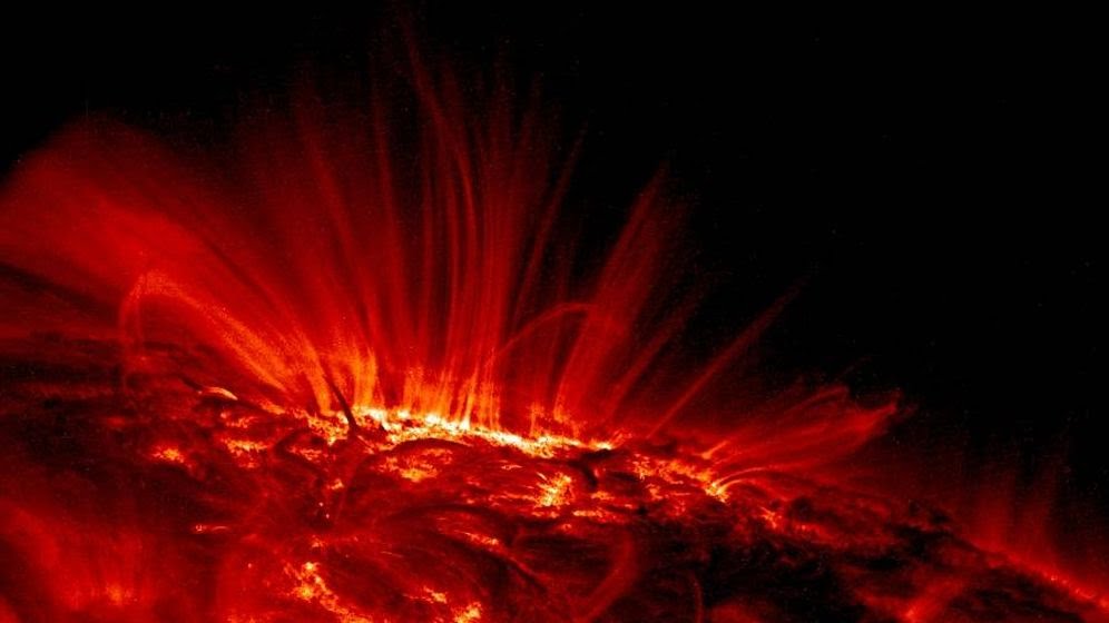 Fuertes erupciones solares dejan sin señal de radio y navegación a América del Norte