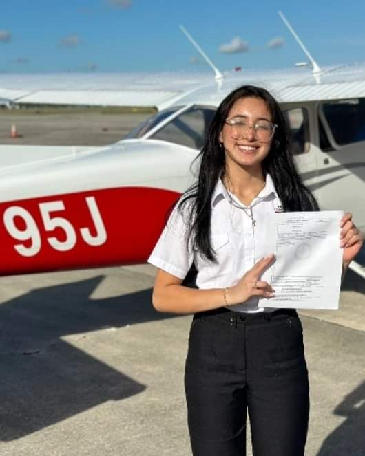 Piloto más joven de Latinoamérica es venezolana