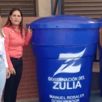 Gobernación beneficia a  familias de Los Haticos con tanques de agua y aparatos ortopédicos