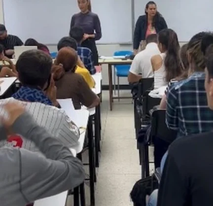 Becas JEL anuncia actualización de datas para estudiantes beneficiados