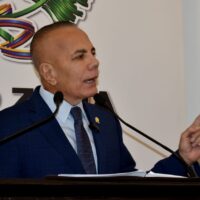 Gobernador Rosales propone acuerdo humanitario para gestionar recursos con países que retienen dineros de Venezuela, para el sistema eléctrico