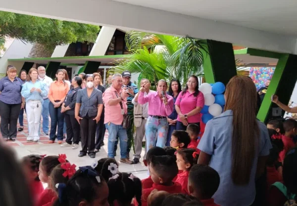 Seis mil estudiantes de la Fundación Niño Zuliano iniciaron clases en 24 escuelas del estado