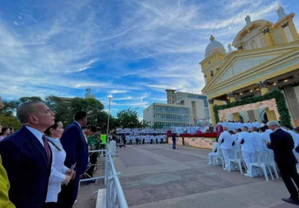 Gobernador Rosales: «Hoy los zulianos depositamos en nuestra Santa Patrona fe, amor y Esperanza»