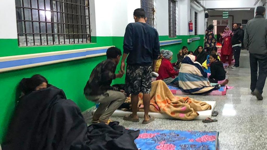 Nepal: Un terremoto de magnitud 6,4 deja más de 150 muertos y decenas de heridos