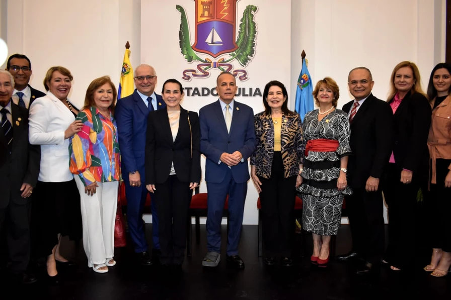 Rosales juramentó Comisión Jubilar por Centenario del Natalicio de Humberto Fernández Morán