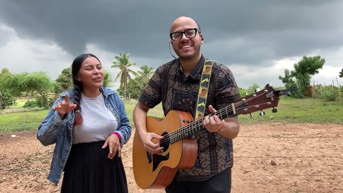 «Hasta los huesos» el nuevo tema musical de Alí Ochoa con la fundación Wayuutaya