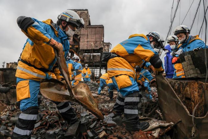 Aumenta a 206 la cifra de  fallecidos tras el terremoto de Japón