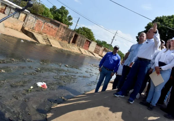 Comunidades zulianas reciben soluciones a través del Plan de Respuesta Inmediata de Rosales