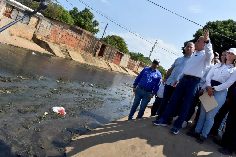 Comunidades zulianas reciben soluciones a través del Plan de Respuesta Inmediata de Rosales