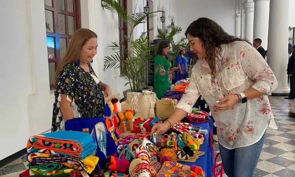 Gobernación despliega Feria Gastronómica y Artesanal en el marco de la Semana de la Zulianidad