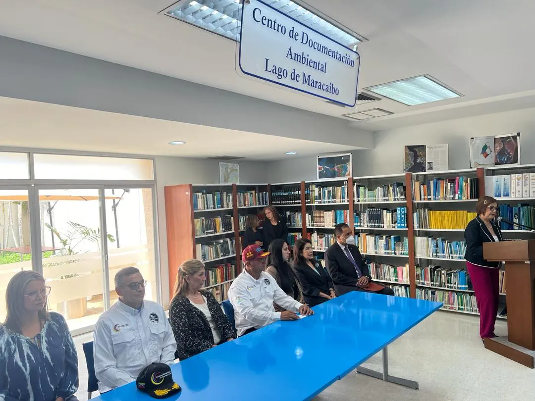 Biblioteca Pública «María Calcaño» abrió el Centro de Documentacion Ambiental Lago de Maracaibo