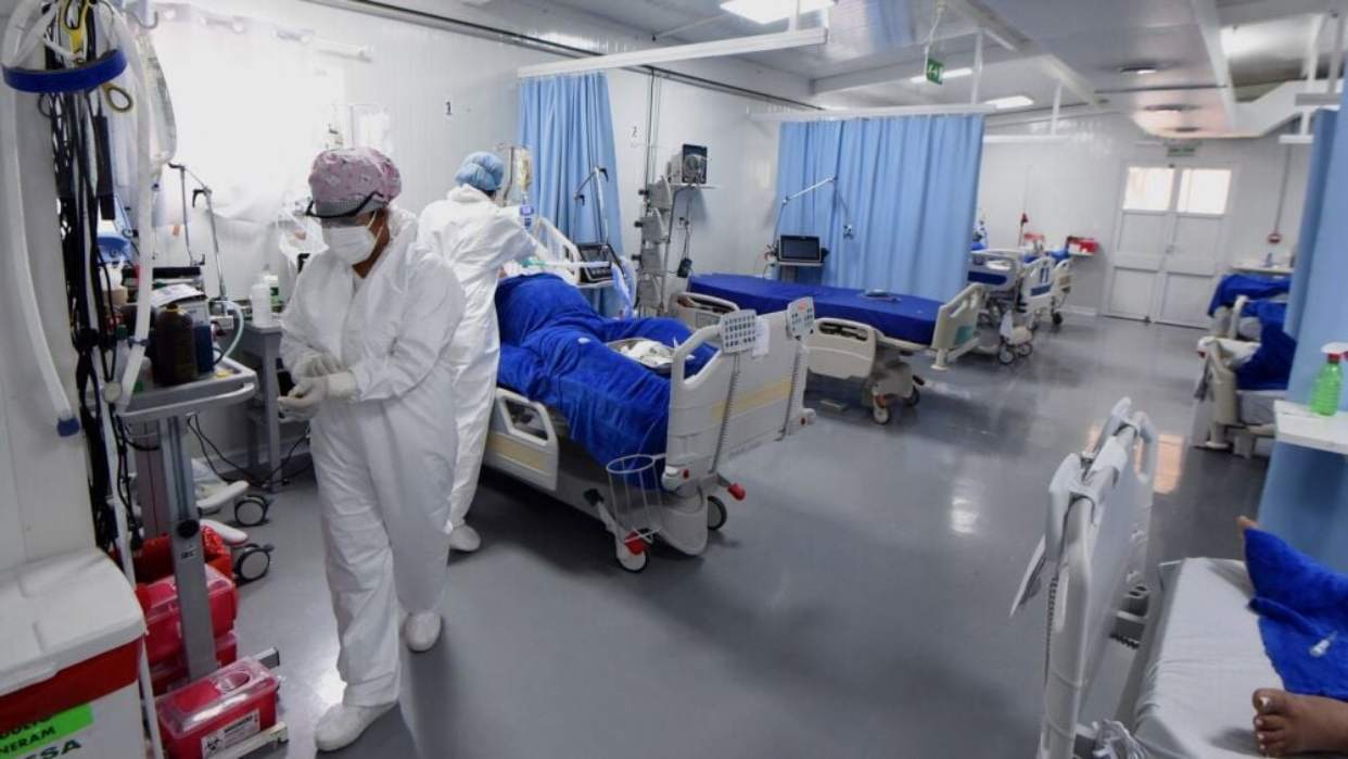 La OMS advierte que la pandemia de covid no ha terminado, con aún miles de hospitalizados