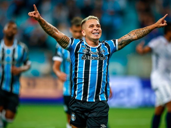 Yeferson Soteldo marcó en la goleada del Gremio ante Fortaleza