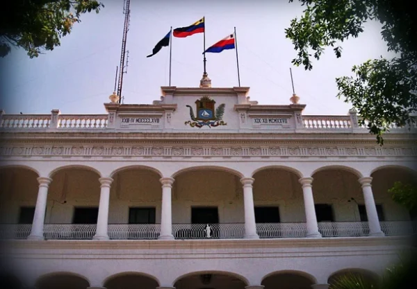 100 años de la Ciencia en Venezuela exponen en la Gobernación del Zulia<br>