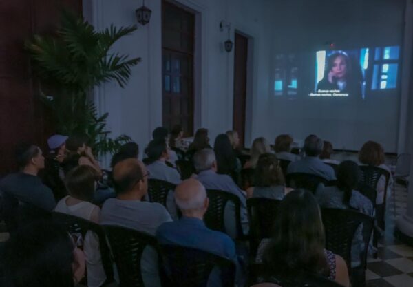 Proyectarán la película “Priscilla” este martes en el Palacio de Gobierno