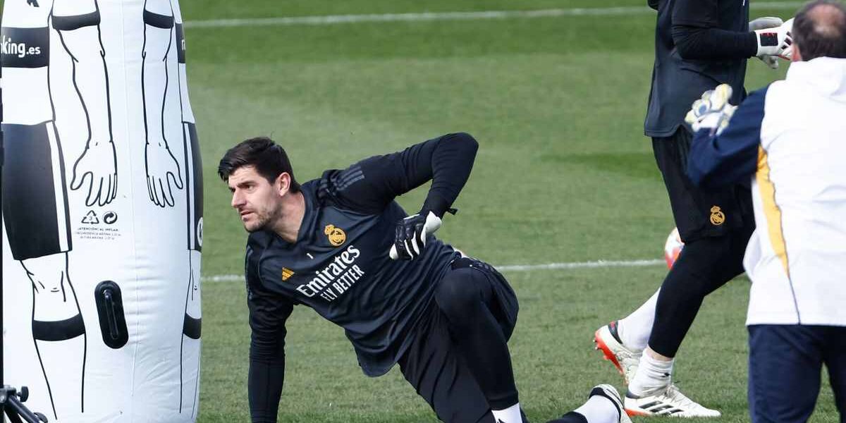 Thibaut Courtois sufrió una nueva lesión en la rodilla y se pierde el resto de la temporada