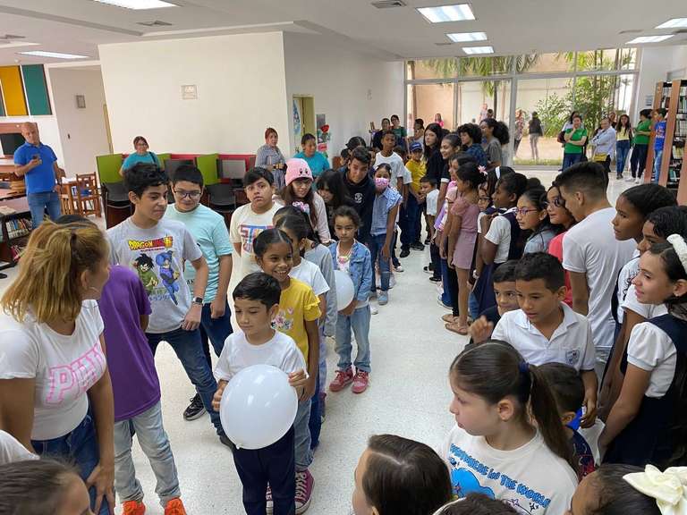 Más de 70 niños de Maracaibo disfrutaron del Taller de Caricatura impartido por Fernando Pinilla