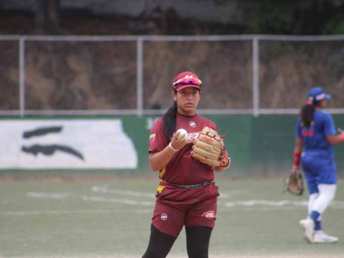 La Vinotinto Femenina de Beisbol se preparan para finales del Mundial