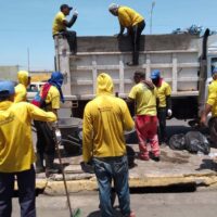 Operativo de limpieza y mantenimiento en la avenida Libertador de Maracaibo