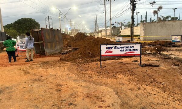 Gobernación avanza con el Plan de Respuesta Inmediata con la sustitución del colector en la Av. Guajira de Maracaibo