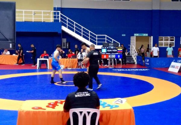 Yorby Villalobos obtiene Medalla de Plata en el Campeonato Panamericano de Lucha