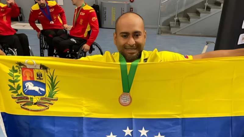 Venezolano Roberto Quijada clasifica a los Juegos Paralímpicos París 2024