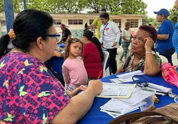 Masivas jornadas médicas odontológicas beneficiaron a 2 mil 200 familias en Maracaibo y San Francisco