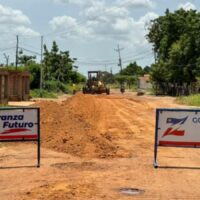 Gobernación del Zulia inicia reasfaltado en la parroquia La Sierrita, Mara