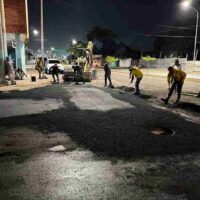 Inician trabajos de reasfaltado en la avenida 2A del barrio Santa Lucía con el Plan de Respuesta Inmediata