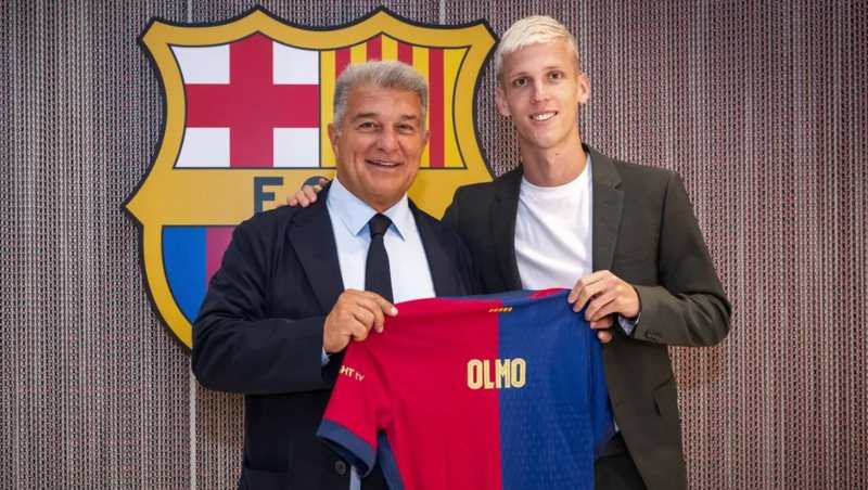 Barcelona hace oficial el fichaje de Dani Olmo; firma por seis años