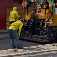 Gobernación del Zulia ejecuta proyecto de asfaltado en la avenida 3A del sector Santa Lucía de Maracaibo