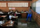 Anuncian plan de beneficios y créditos para docentes venezolanos