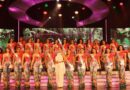 Miss Venezuela entrega bandas oficiales a sus 25 candidatas