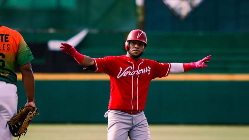 El venezolano Alexí Amarista galardonado como Retorno del Año en la LMB