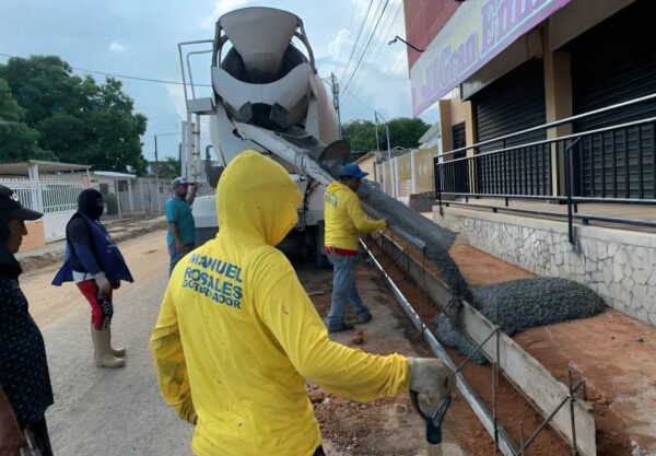 Comienza proyecto de construcción y modernización en la calle 96A de la parroquia F.E.B. de Maracaibo