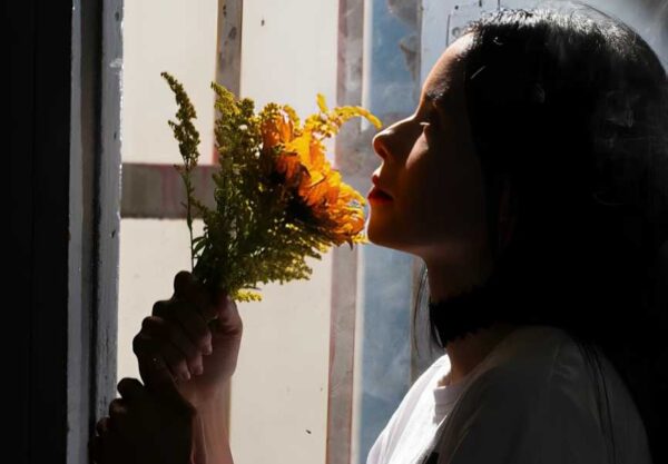 Promueven el buen uso del Flash en la Escuela de Fotografía “Julio Vengoechea”