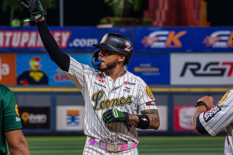 Harold Castro se alzó como el Jugador de la Semana en la Lvbp