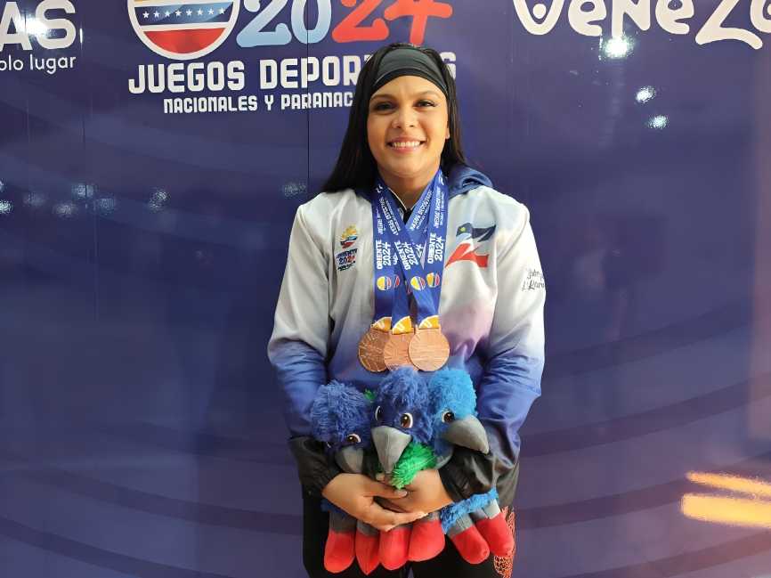 Kriscarliedt Andrade otorga tres medallas de bronce al Zulia en los Juegos Nacionales