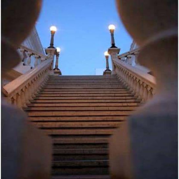 Escaleras internas del Palacio Gobierno